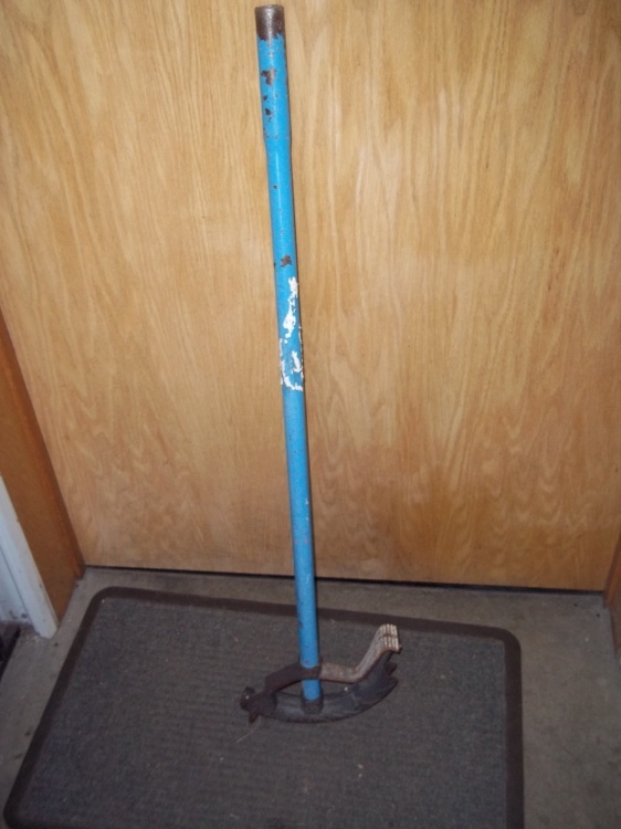 lot 41 image: Pipe Bender