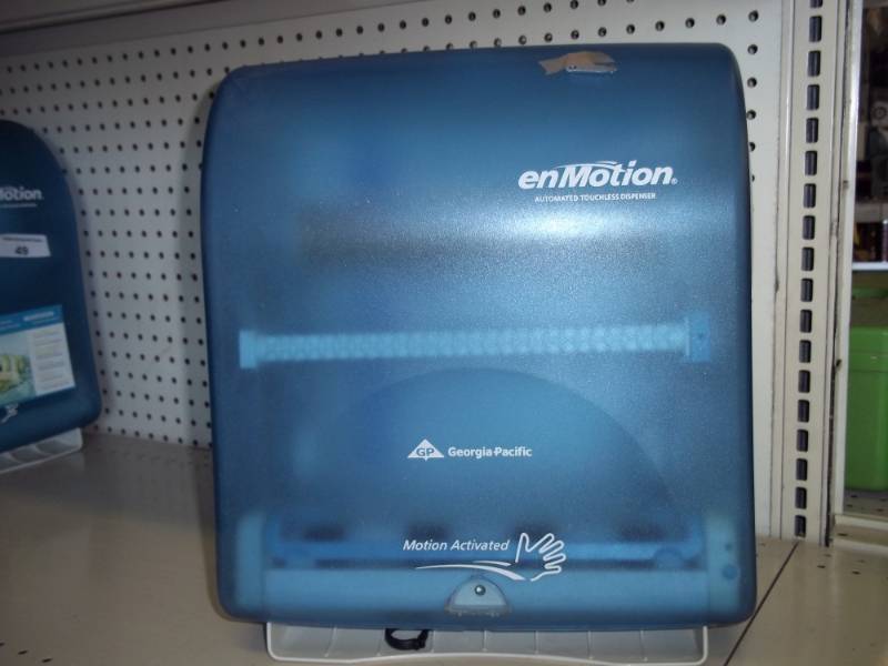 lot 50 image: Automatic Touch less Paper Dispenser with key