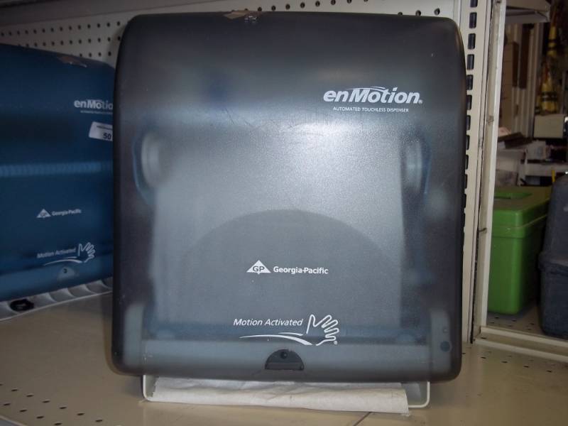 lot 51 image: Automatic Touch less Paper Dispenser with key