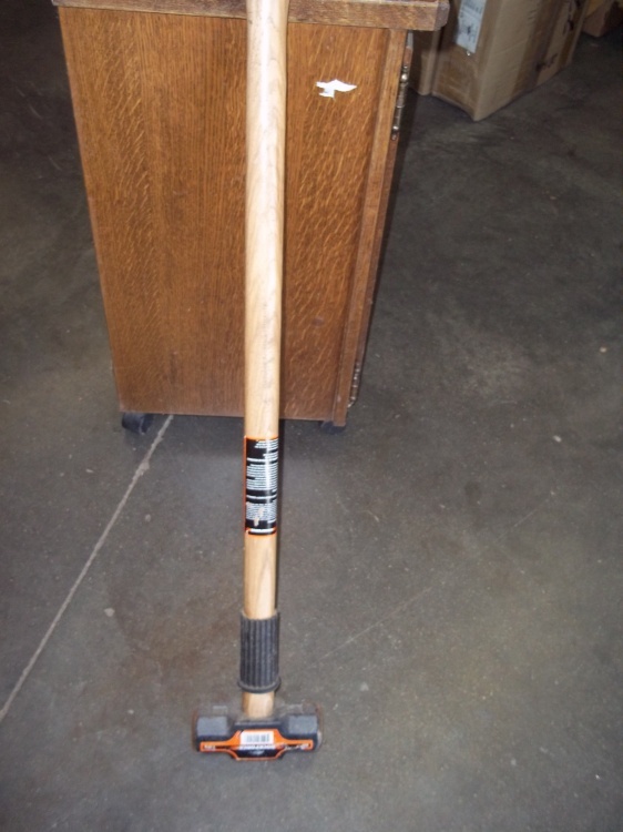 lot 67 image: Sledge Hammer 8#
