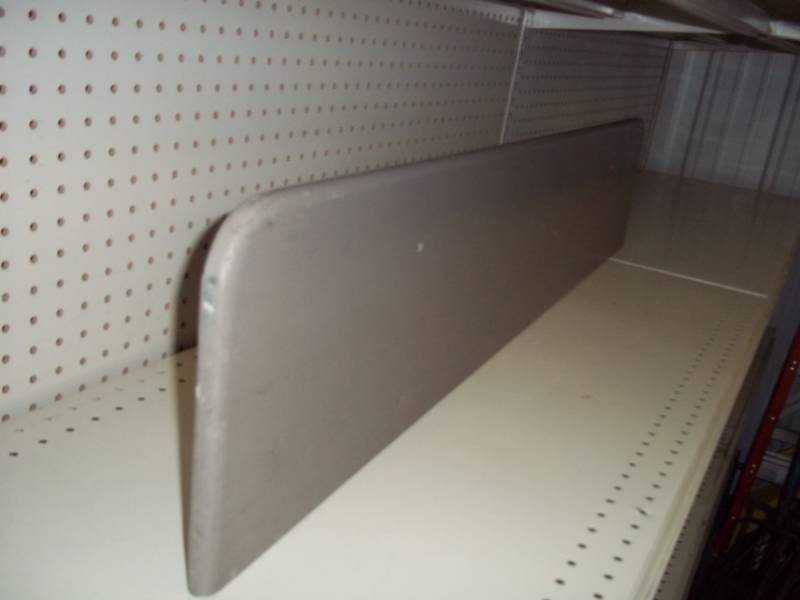 lot 68 image: Shelf 4 ft