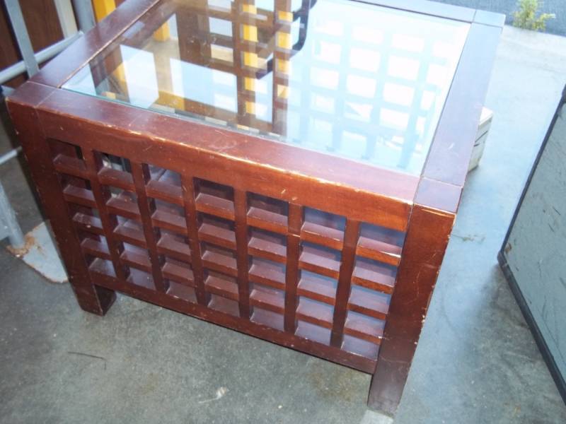 lot 74 image: End Table Glass Top  27x23x21
