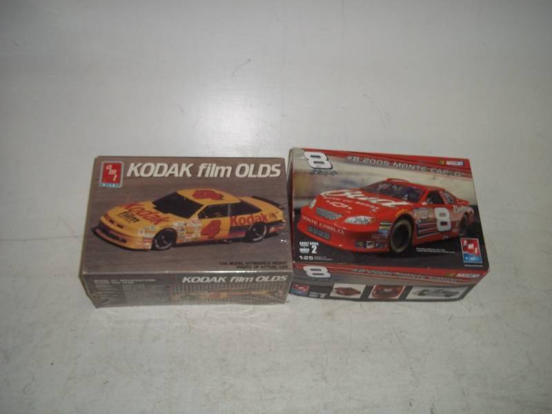 lot 84 image: Lot of 2 Model cars - Olds and Monte Carlo
