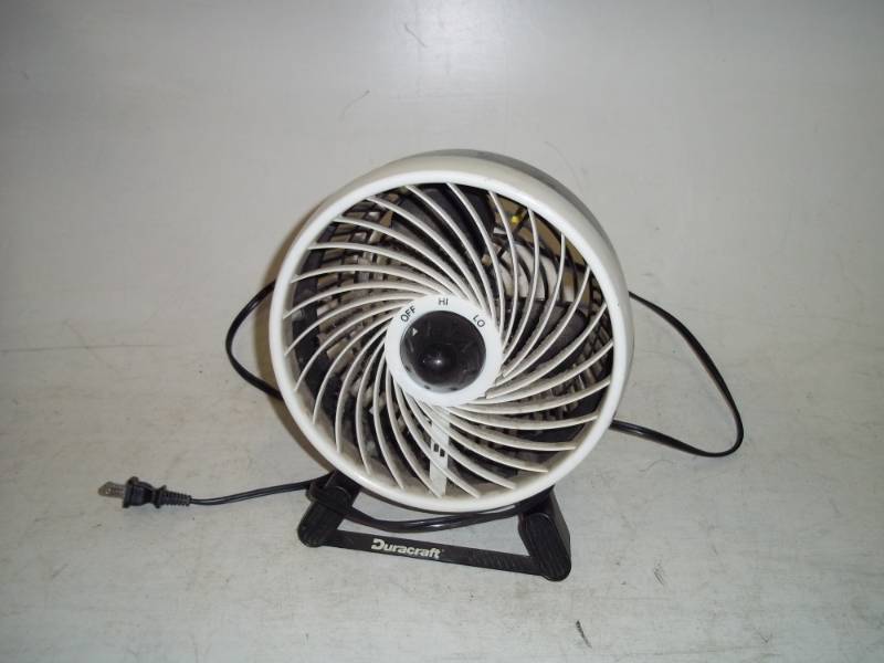 lot 94 image: Fan