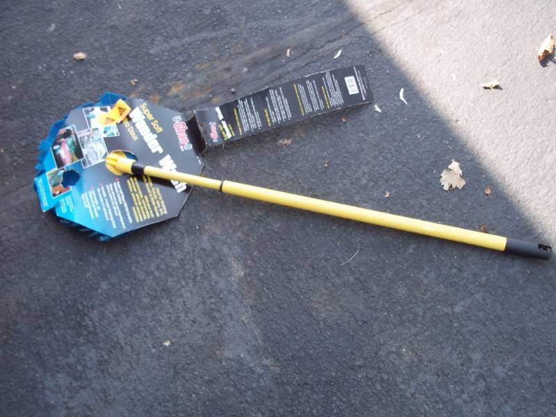 lot 123 image: Wonder Wash Car Wash Sweeper
