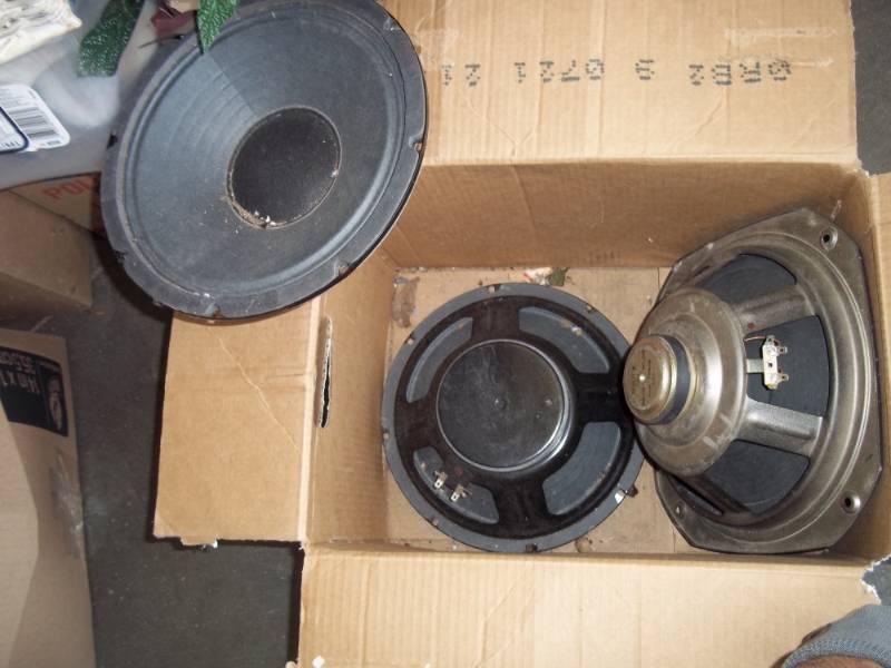 lot 180 image: Set of 3 Car Speakers