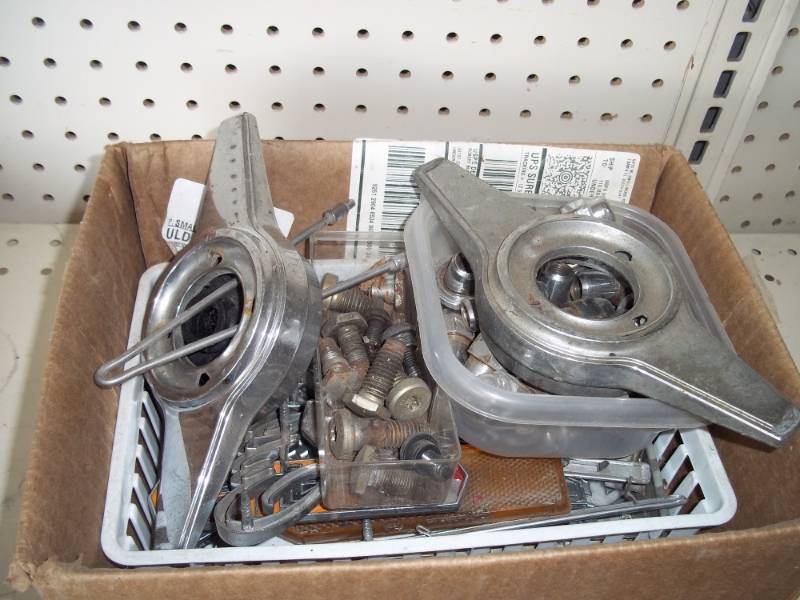 lot 202 image: Box of Misc Car Parts