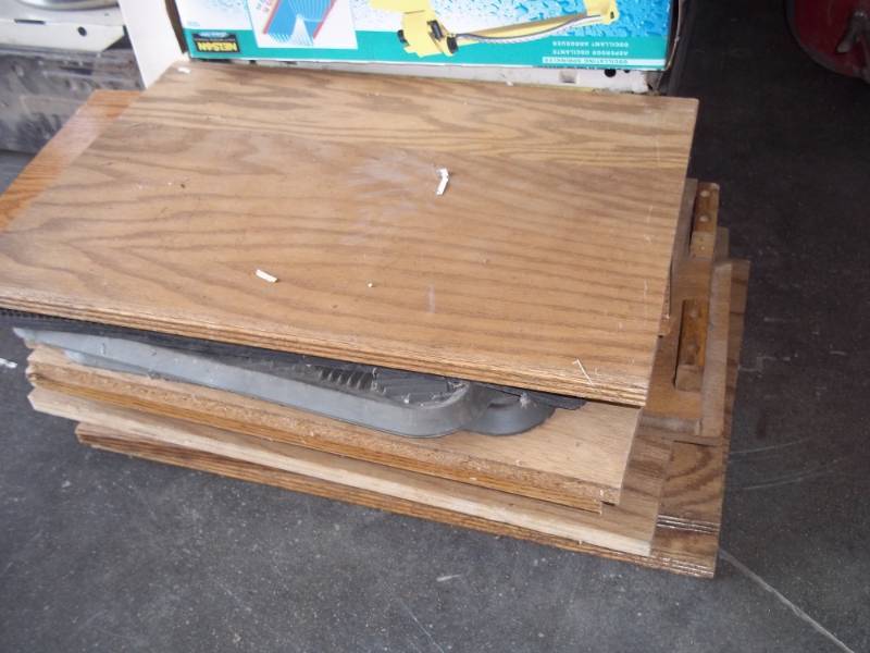lot 217 image: Lot of Misc Shelf Boards
