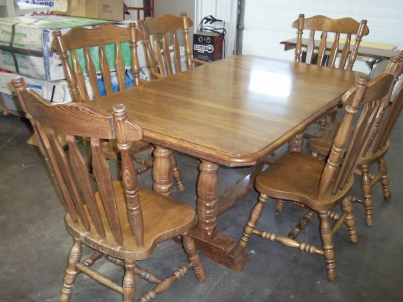 lot 241 image: Wood Table with 6 Chairs