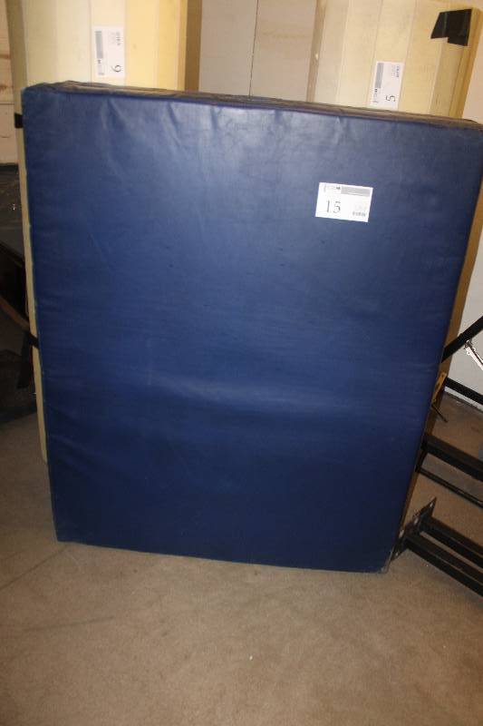Padded �Crash� Pad