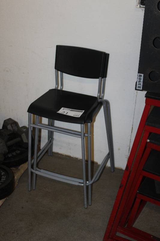 Lot of (2) Bar Chairs