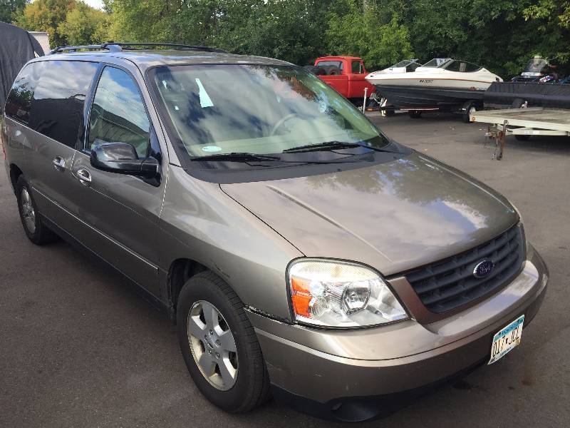 2005 Ford Freestar SES