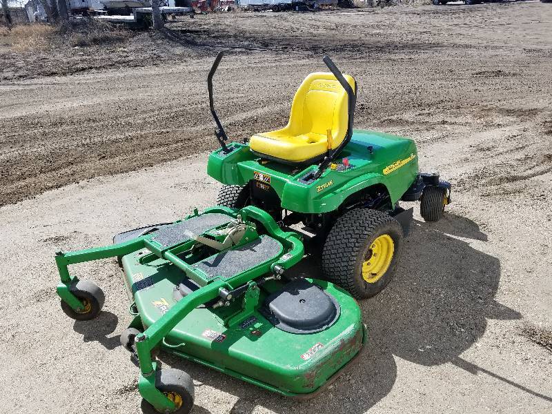 John Deere Lawn Mower