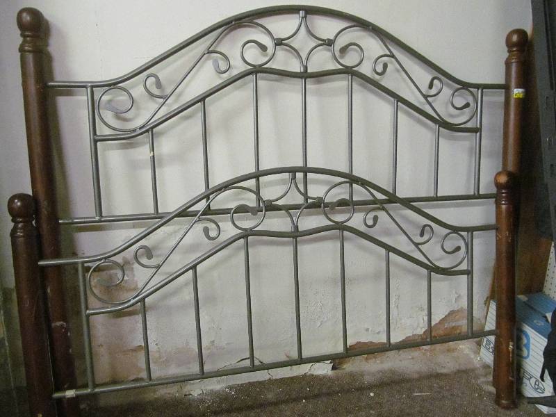 lot 57 image: Bed Frame
