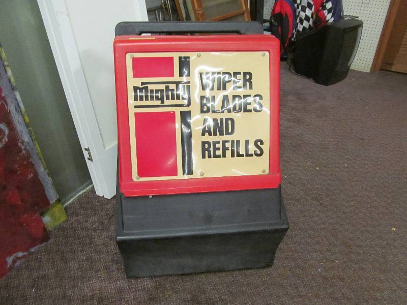 lot 61 image: Vintage Wiper Blade Refill