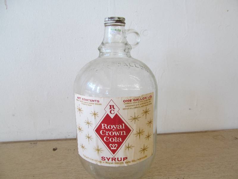 lot 102 image: Royal Crown Cola Jug