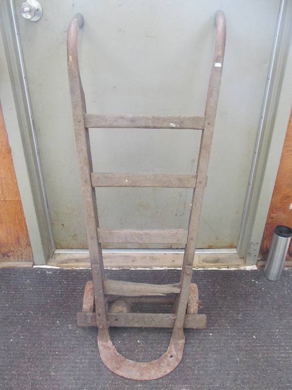 lot 156 image: Vintage Cart