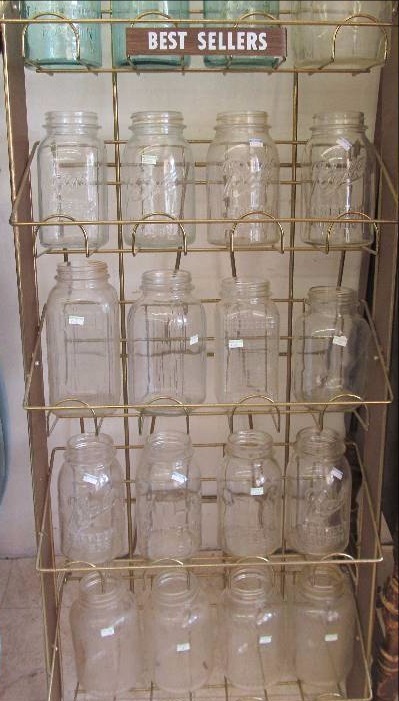 lot 162 image: Vintage Display Rack
