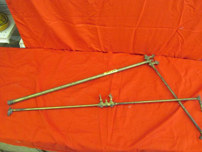 lot 170 image: Antique Gas Lighting