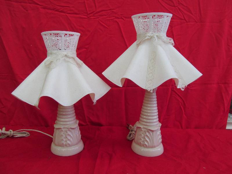 lot 179 image: Vintage Lamps