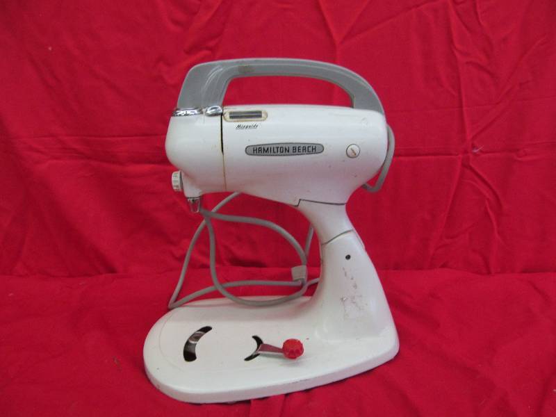 lot 188 image: Vintage Hamilton Beach Mixer