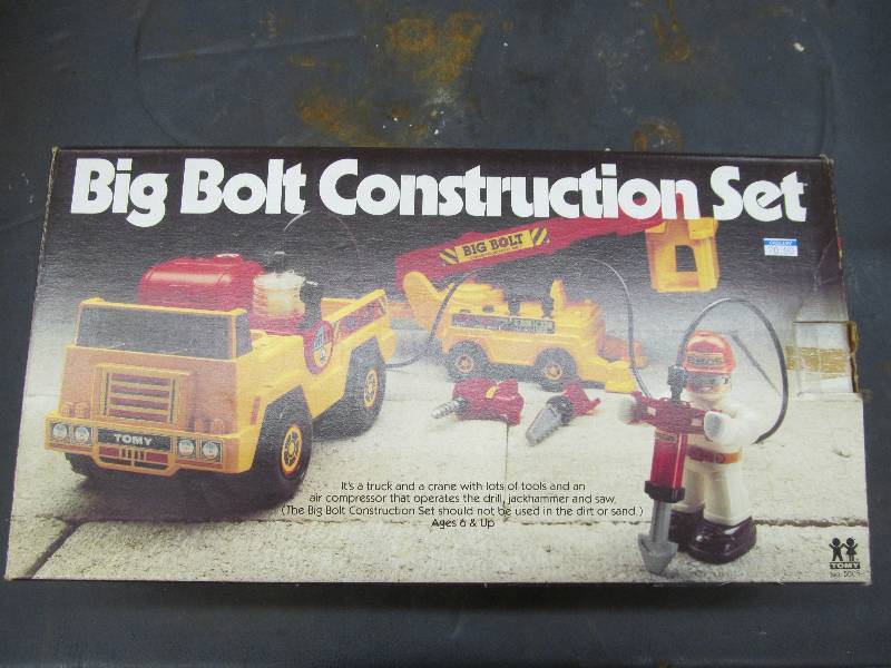 lot 224 image: Construction Set
