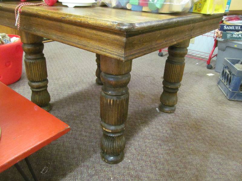 lot 242 image: Vintage Table