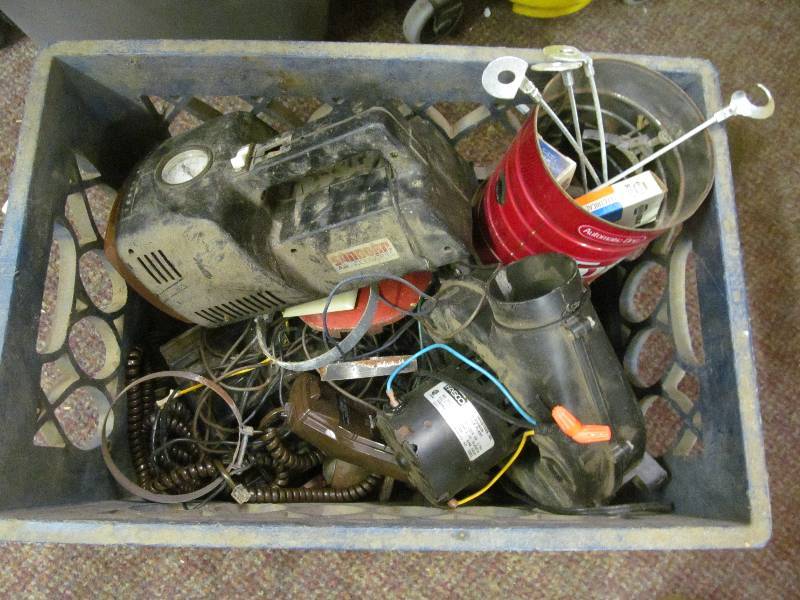 lot 244 image: MotorFlashlightCords