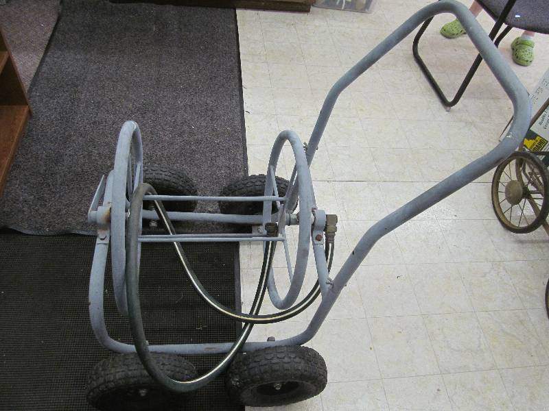 lot 249 image: Hose Reel