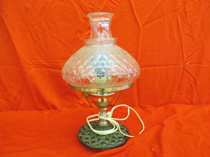 lot 294 image: Vintage Table Lamp
