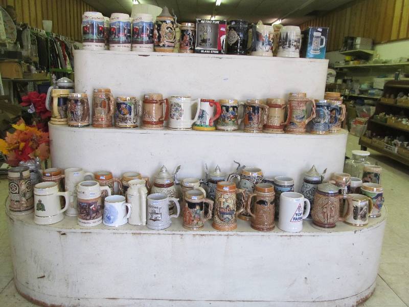 lot 316 image: Beer Steins
