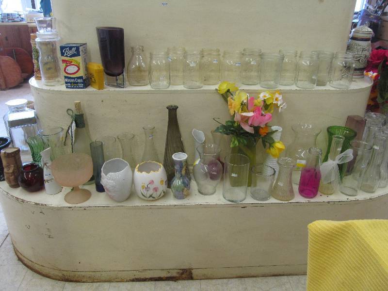 lot 317 image: VasesCanning Jars