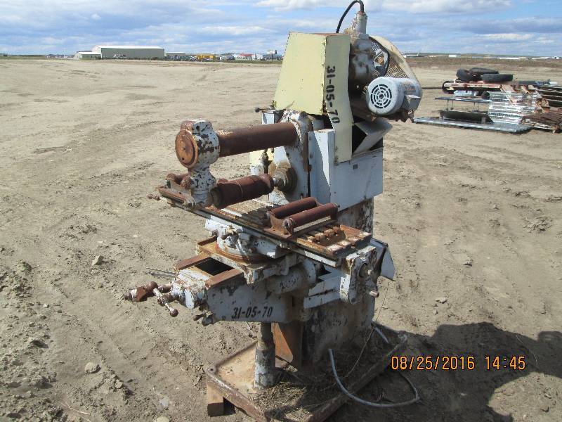 Horizontal Mill repurposed as Roller