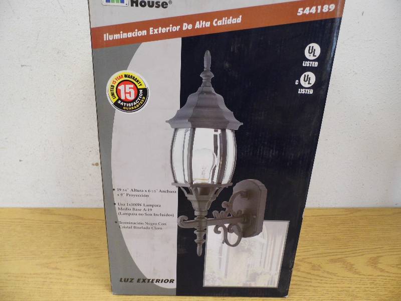 Outdoor Light