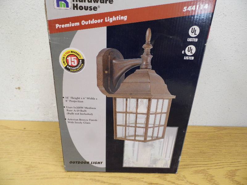 Outdoor Light