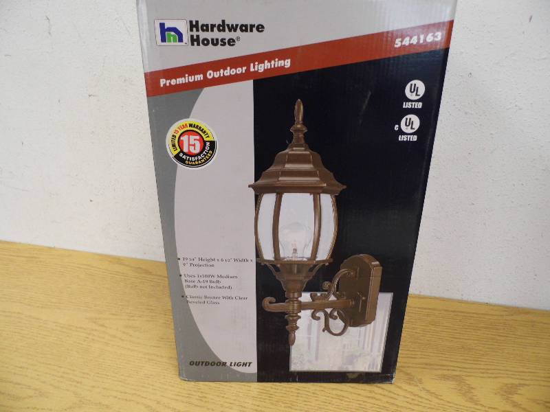 Outdoor Light