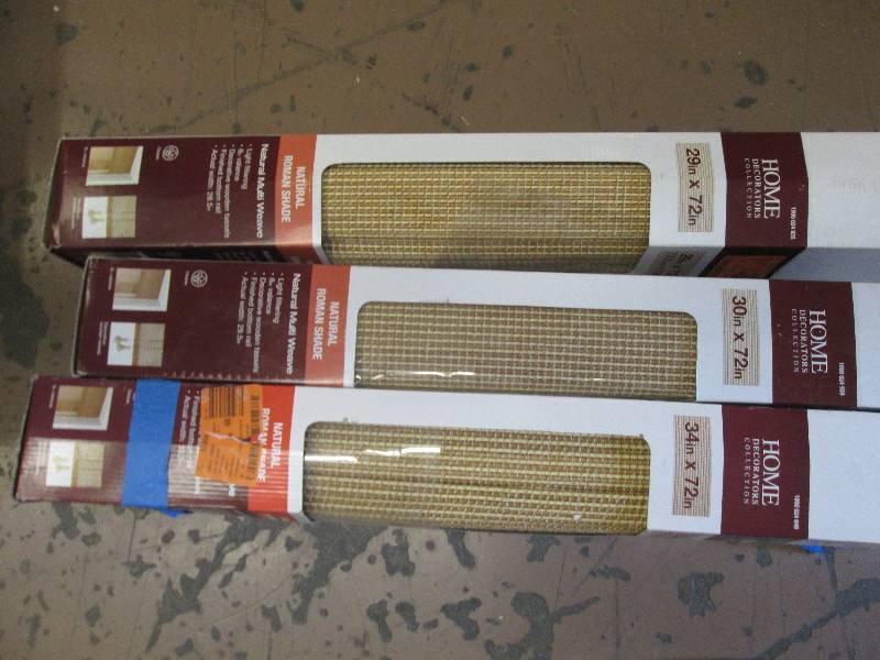 lot 10 image: Mixed lot of 3 Home decorations ass...