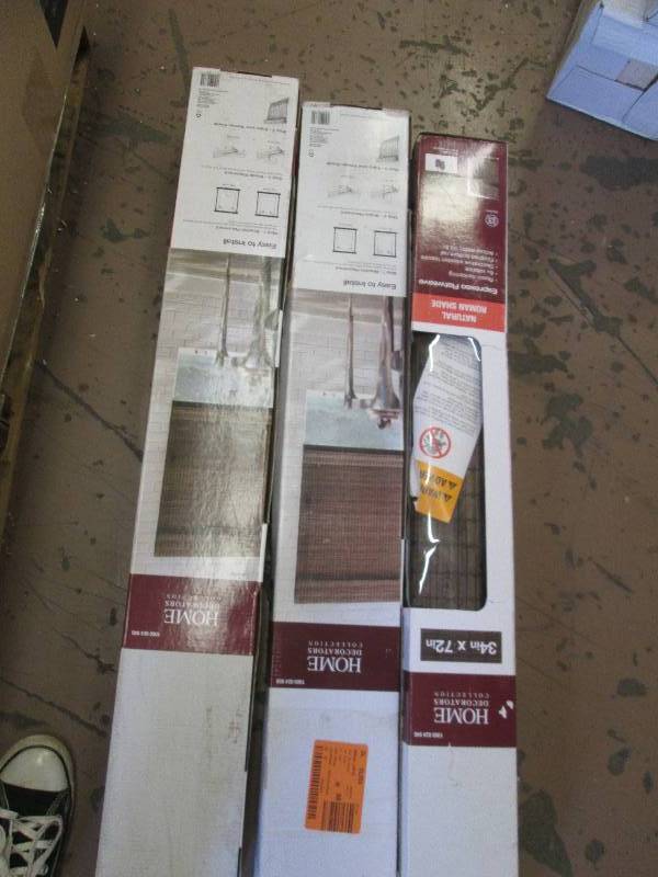 lot 20 image: Mixed lot of 3 Home decorations ass...