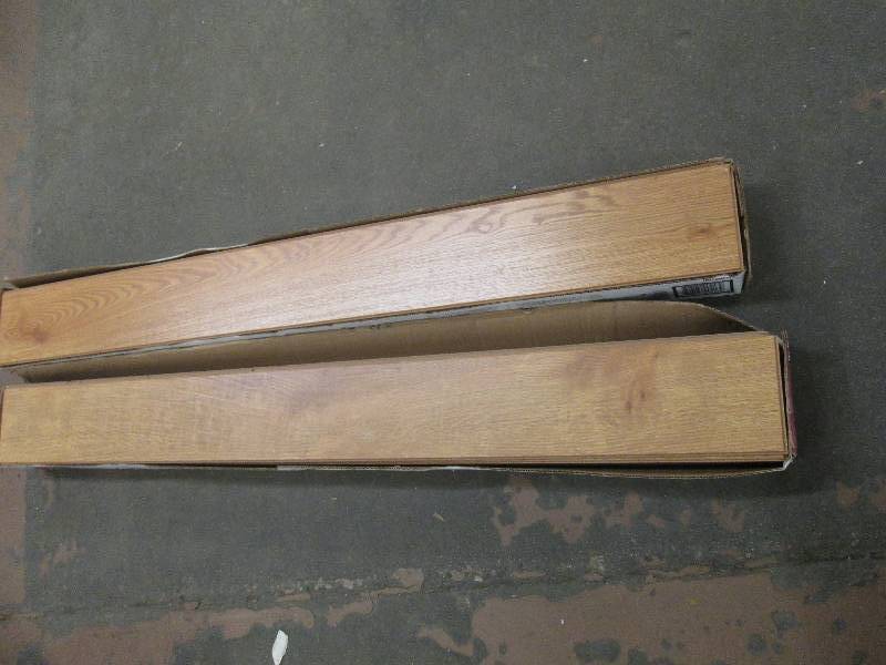 lot 113 image: 2 cases ofNatural Oak 8 mm Thick x ...