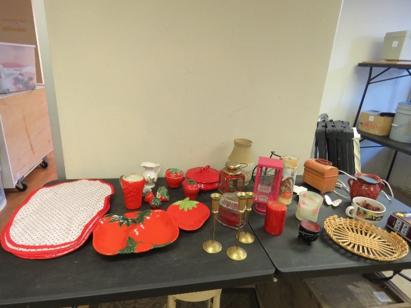 Kitchen lot