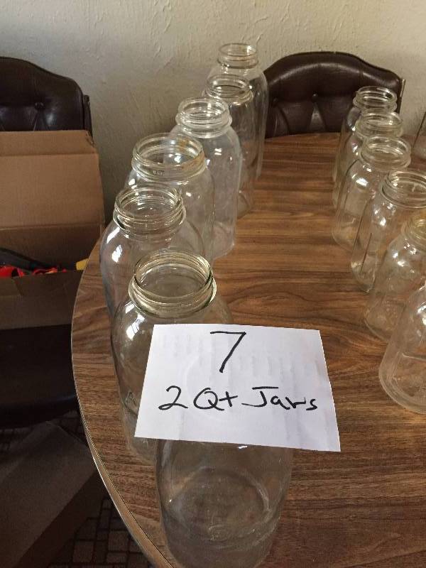 7 BALL 2 QT JARS