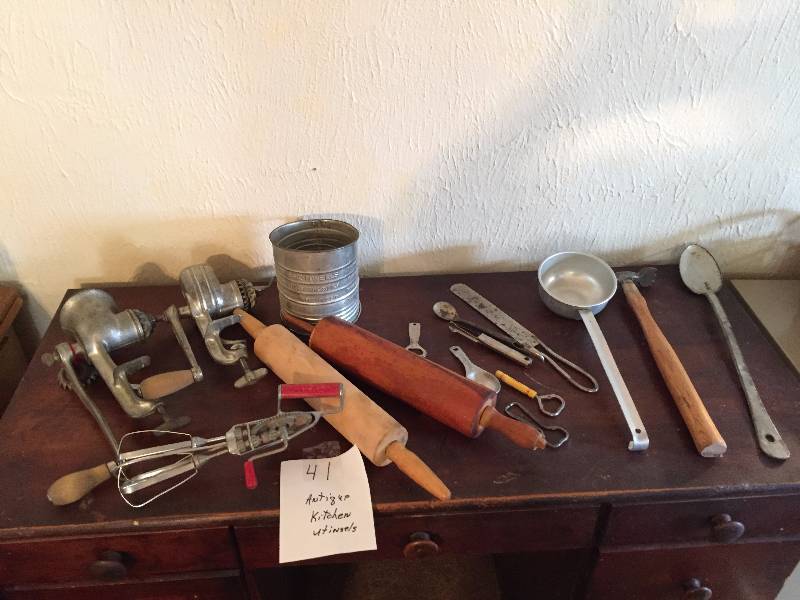 ANTIQUE KITCHEN UTENSILS