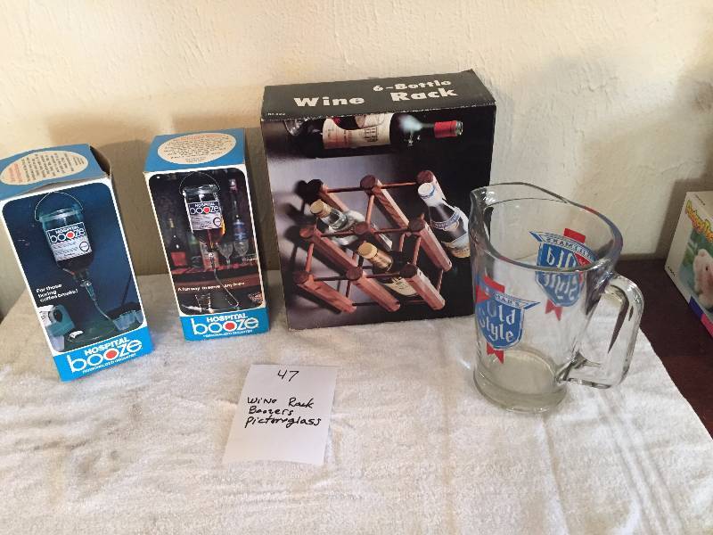 WINE RACK BEER PITCHER AND LIQUOR DISPENSERS