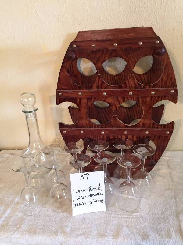 COMPLETE WINE SET WITH GLASSES AND RACK