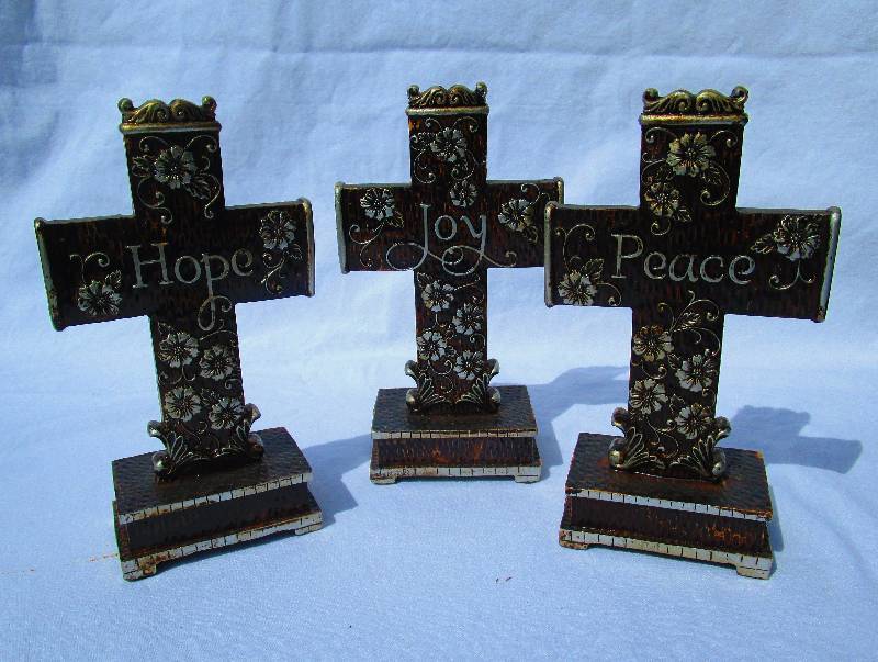 NEW 3 CROSSES HOPE, JOY, PEACE