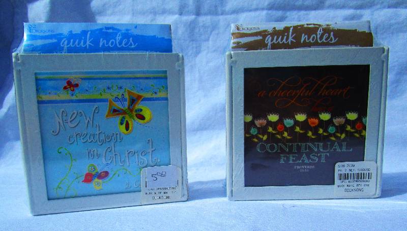 2 NEW DESK NOTEPADS WITH STAND AND PEN