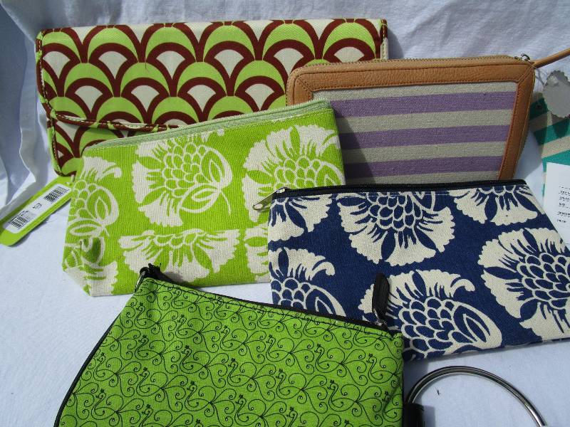 NEW 5 CLOTH CLUTCH PURSES