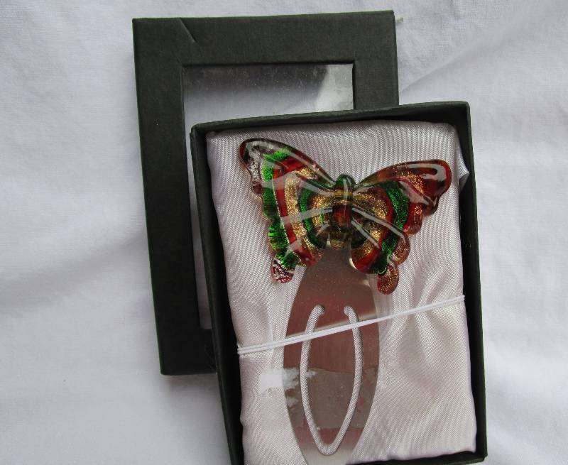NEW BUTTERFLY BOOKMARK IN BOX