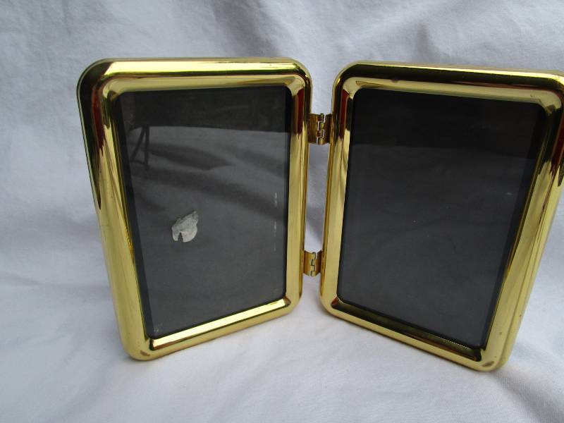 NEW BRASS DOUBLE PICTURE FRAME