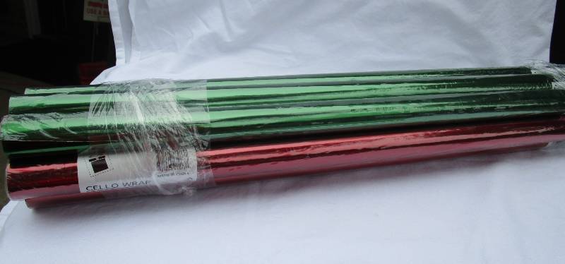 10 NEW ROLLS OF CELLO WRAP RED AND GREEN